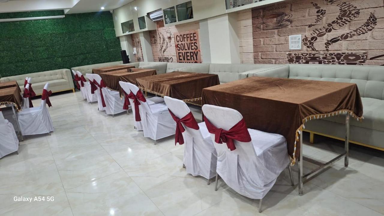 Immense Residency Hotel Faridabad Bagian luar foto